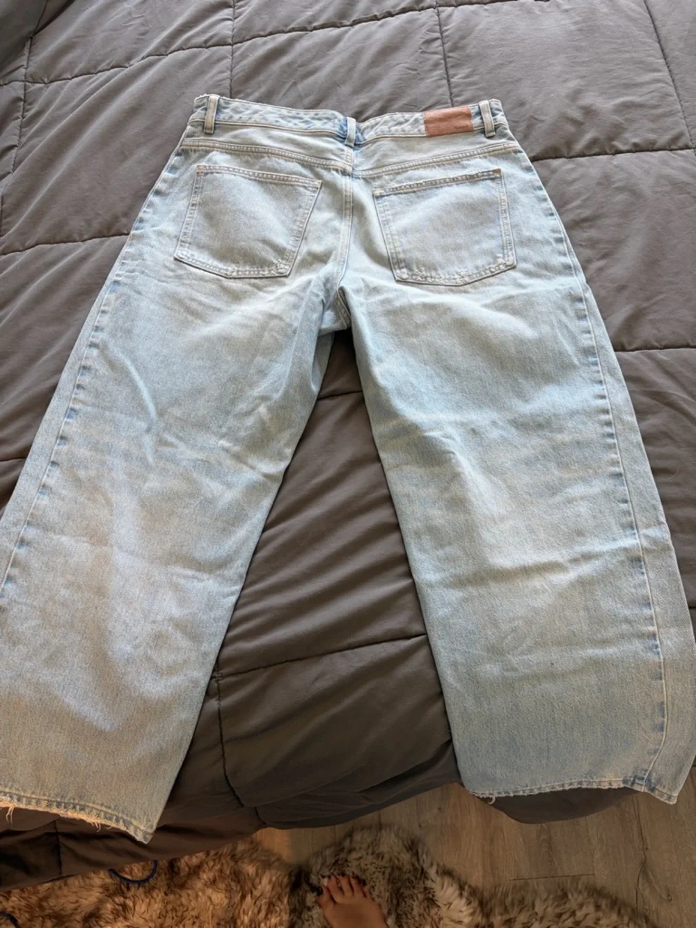 NWT Madewell Light Wash Curvy Pieced Barrel-Leg Jeans - Picture 2 of 5